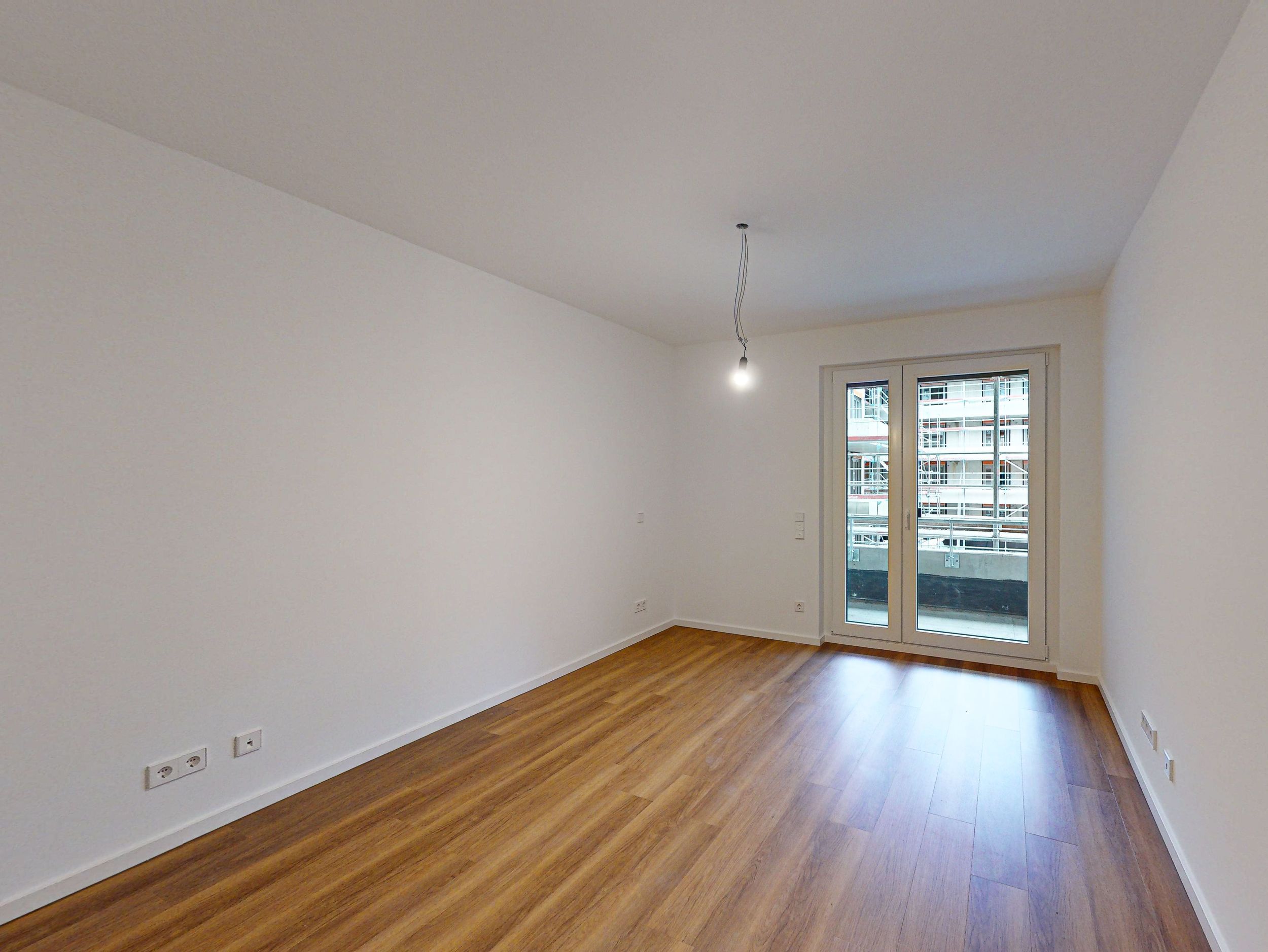 11E-Rheinallee-10232025_192854-2.jpg